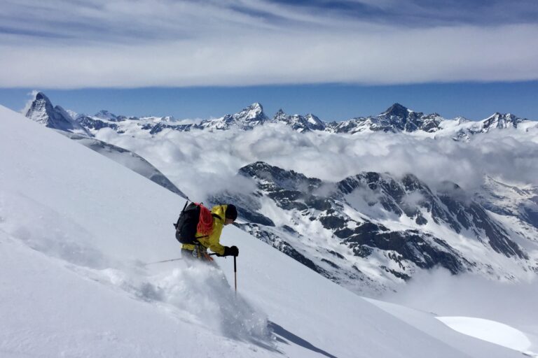 Photo skieur poudreuse