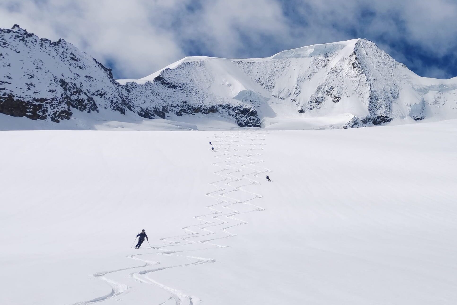 3c480994-7b4f-465b-8459-85a33d92edb1