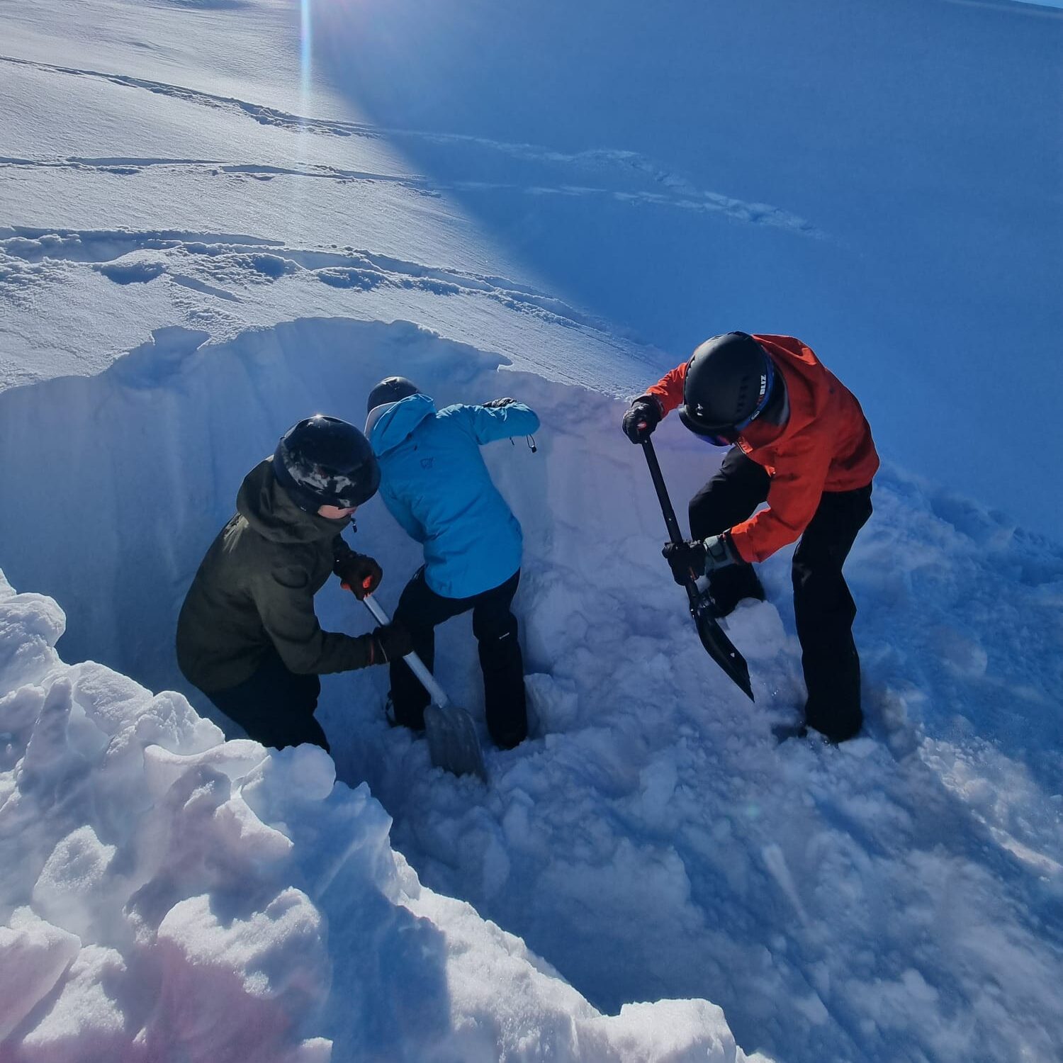 WhatsApp Image 2025-02-15 at 22.33.15